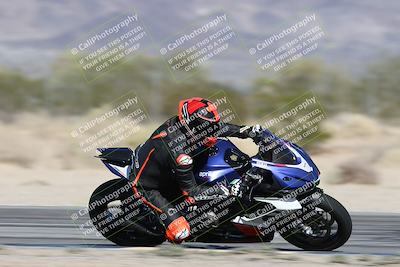 media/Dec-01-2025-Moto Forza (Mon) [[2daa91e15f]]/2-Intermediate Group/Session 3 (Turn 7 Inside Pans)/